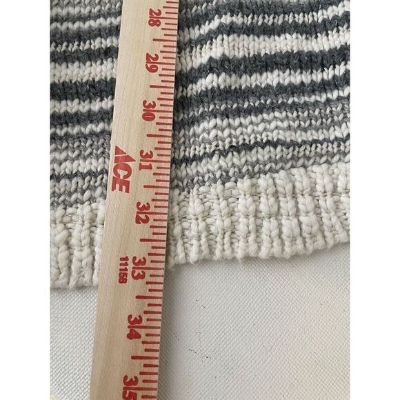 J. Jill Size L Cardigan Sweater Knit Cotton Blend Gray White Safty pin Brouch - Picture 8 of 11